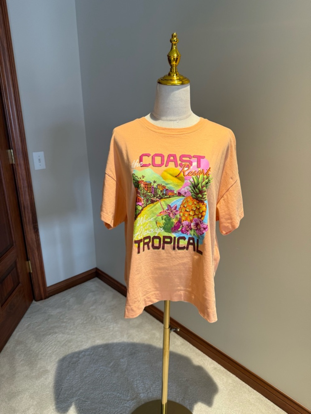 Old Navy Tropical Coast Graphic Short Sleeve Tee